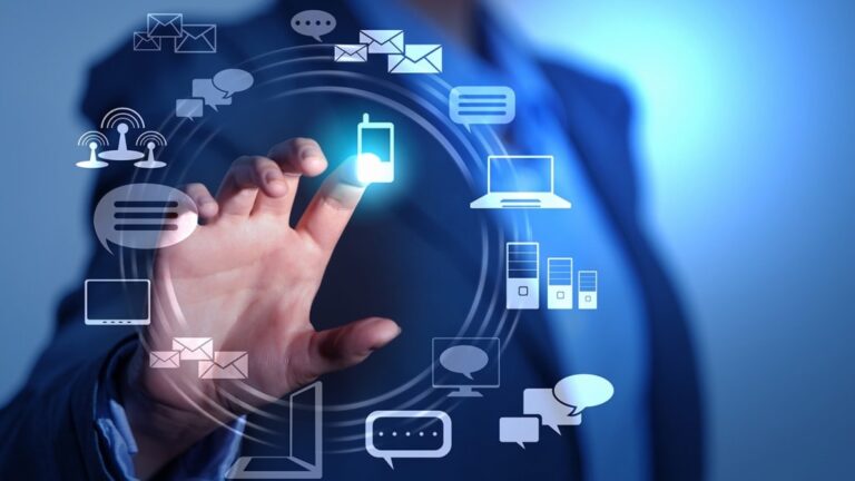 Smart Gadgets Revolutionizing Our Daily Lives